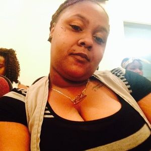 Meet your Posher, Maurissa